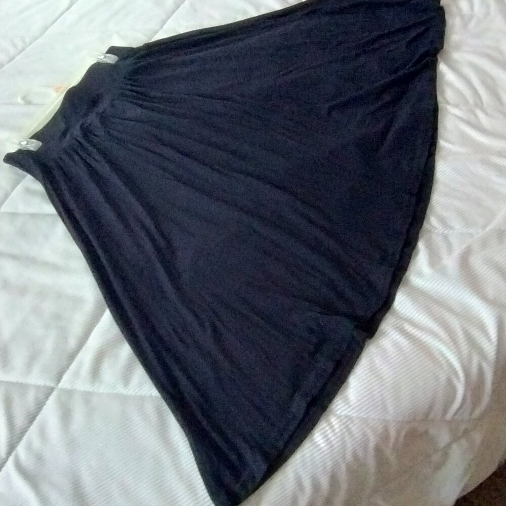 Serra Ladies Skirt